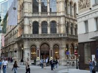 Café Central—supposed to be really good but the line was always too long for me to wait in